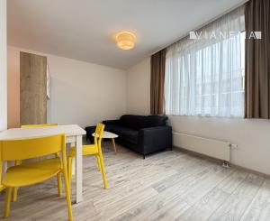 NA PREDAJ! 1,5 izbový byt v novostavbe Bory – Hany Ponickej