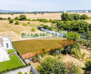 IBA U NÁS! Ponúkame stavebný pozemok, Slovenský Grob