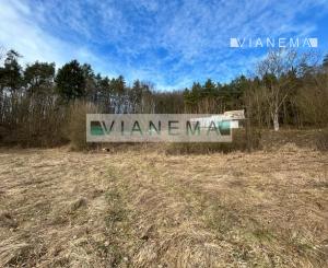 IBA U NÁS! Ponúkame atraktívny stavebný pozemok, Predmier