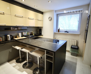 REZERVOVANÉ - Na predaj je jedinečný 2 izbový byt, centrum