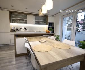 Rezervovné - Na predaj je 3 izbový byt v širšom centre mesta Martin