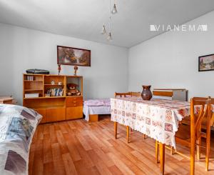 rezervované IBA U NÁS! Na predaj rodinný/víkendový dom Udiča