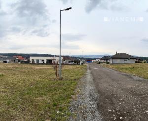Na PREDAJ! Lukratívny pozemok, v obci Záhradné, Prešov