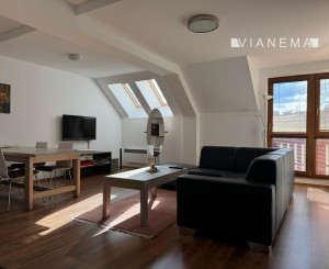 Exkluzívny 2-izbový zariadený apartmán s garážou Donovaly