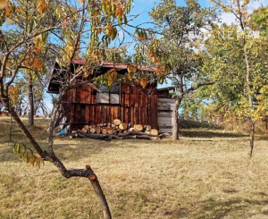 Pozemok nad Belianskym jazerom