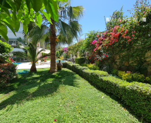 IBA U NÁS! Na predaj 4i apartmán s terasou v Kemeri, 180m2