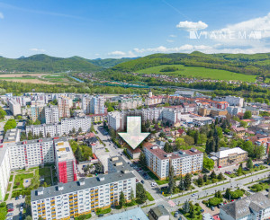 REZERVOVANÉ- IBA U NÁS! Predaj 2 izbový byt Púchov centrum len za 89999 €