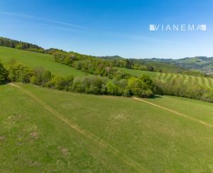 IBA U NÁS! Rekreačný pozemok pod lesom s výhľadom na Zubák