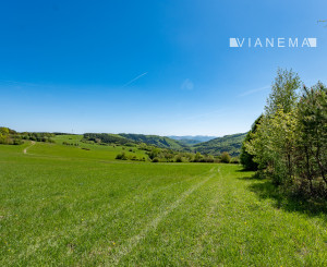IBA U NÁS! Pozemok na rekreáciu s výhľadom nad obcou Zubák