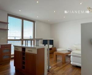 IBA U NÁS! Na prenájom 2-izbový byt s parkovaním - Nivy