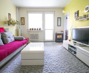 IBA U NÁS! Na predaj 2-izbový byt na Sihoti v Trenčíne, 45m2