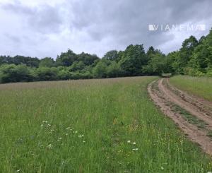IBA U NÁS! Pozemok s luxusným výhľadom - Zemianske Podhradie