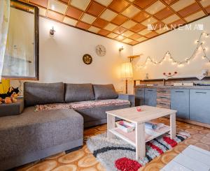 REZERVOVANÉ    IBA U NÁS! Chata Lednické Rovne, Púchov