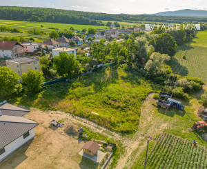 IBA U NÁS! Pozemok na dom v prírodnom prostredí obce Šišov
