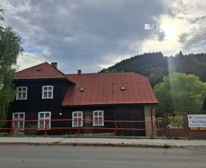 Výnimočná drevenica s väčším pozemkom - Lazy pod Makytou