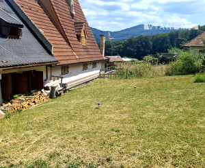 Rekreačná chalupa pod lesom na predaj-Radobica, ok.Prievidza