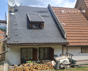 Rekreačná chalupa pod lesom na predaj-Radobica, ok.Prievidza