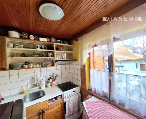 Rekreačná chalupa pod lesom na predaj-Radobica, ok.Prievidza