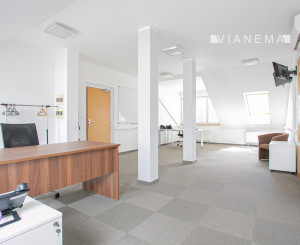 IBA U NÁS! Prenájom veľkometrážna kancelária, Žilina 93,5m2