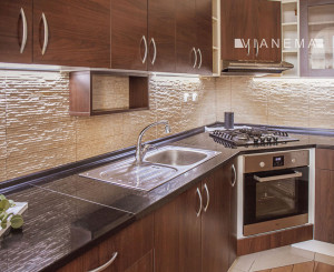 REZERVOVANÝ! Na predaj zariadený 3-izbový byt, BA-Karlova Ves