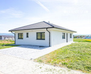 REZERVOVANÉ! Na predaj 4i dom - novostavba, 517m2, NVM