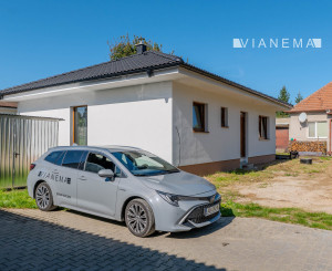 IBA U NÁS! Na predaj 3izbový dom v Pečeňanoch, 585m2, BNB