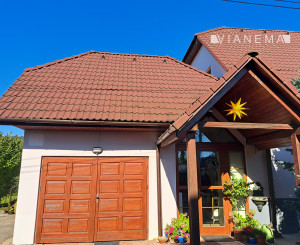 IBA U NÁS! Rodinný dom s väčšou záhradou - Lednické Rovne