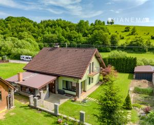 IBA U NÁS! Na predaj rodinný dom - Hor. Vadičov, okres KNM