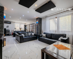 IBA U NÁS! Na predaj 6i rodinný dom v Čadci, 473m2