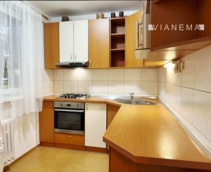 IBA U NÁS! Na predaj 3 izbový priestranný byt, BA-Ružinov