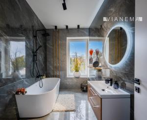 IBA U NÁS! Na predaj 3i štýlový byt v centre Čadce, 202m2