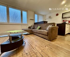 REZERVOVANÉ! 3 izbový byt, 69m2 + loggia, Terasa, Košice