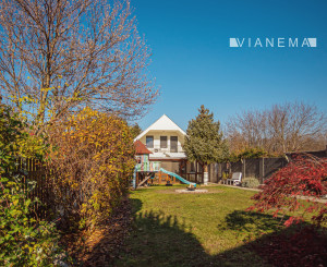 NA PREDAJ! Zrekonštruovaný rodinný dom v Ivanke pri Dunaji