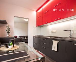 IBA U NÁS! 3-izbový zariadený byt, Dlhé diely, Bratislava