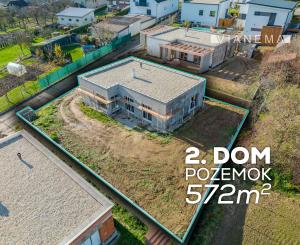 PRIPRAVUJEME! Na predaj 4i rodinný dom, Dvorec, 572m2, BNB