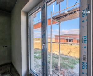 PRIPRAVUJEME! Na predaj 4i rodinný dom, Dvorec, 572m2, BNB