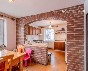 IBA U NÁS  Na predaj rodinný dom v obci Ďurčiná, 762 m2