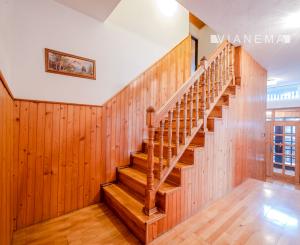 IBA U NÁS  Na predaj rodinný dom v obci Ďurčiná, 762 m2