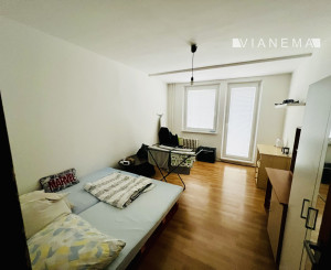 🏠  NA PREDAJ 3-izbový byt v Ružinove s balkónom, Rumančeková ulica, 66m2