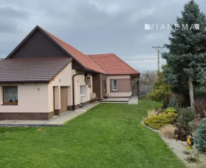 NA PREDAJ 5 izbový RD, Chocholná Velčice