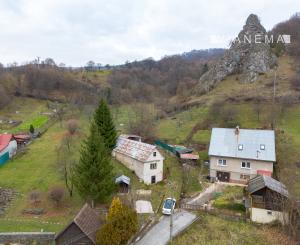 Rodinný dom pod lesom s výhľadmi - Červený Kameň, o. Ilava