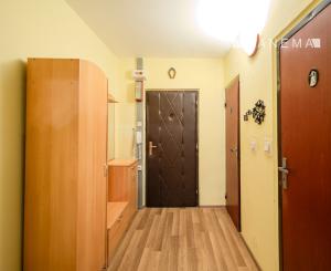 REZERVOVANÉ! Na predaj 2i byt Trenčín, Juh- Halalovka