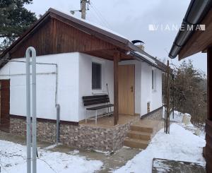 IBA U NÁS! Rekreačná chata, výborná lokalita, Košice-Sever