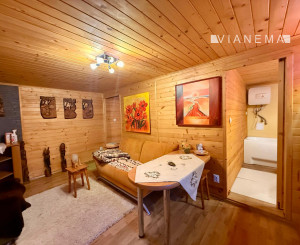 NA PREDAJ! Lukratívny pozemok s chatou v Myslave