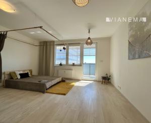 IBA U NÁS! 1-izbový byt na prenájom, Malokrasňanská, BA Rača