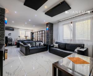 IBA U NÁS! Na predaj 6i rodinný dom v Čadci, 473m2