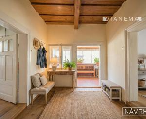 IBA U NÁS: Na predaj staršia drevenica – rodinný dom Mošovce