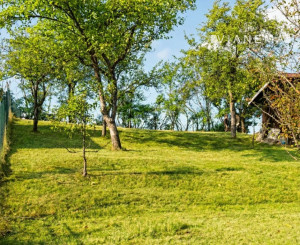 NA PREDAJ! Krásny pozemok na výstavbu Banská Štiavnica 738m2