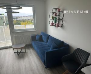 NA PREDAJ! Ružinov-Ovocné sady zariadený 2 izbový byt