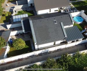 NA PREDAJ 5i rodinný dom v Maďarskej obci Lével, 17min do BA